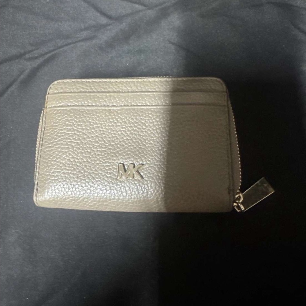 Michael Kors Pebbled Leather Card Case in Taupe